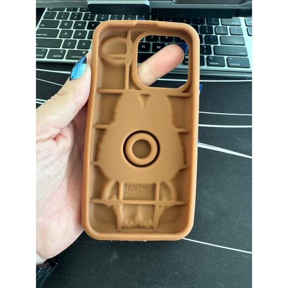 New w/o tags labubu iphone phone case 15 Pro - Picture 3 of 3